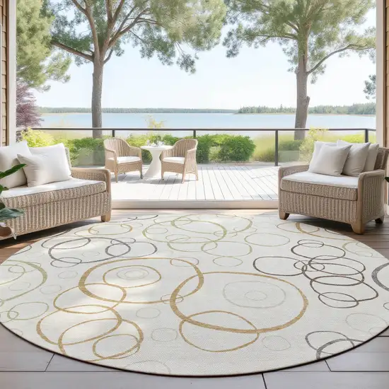 8' Ivory Gray And Walnut Round Geometric Washable Indoor Outdoor Area Rug Photo 4