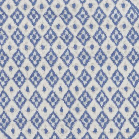 5' Ivory and Blue Geometric Distressed Round Rug Photo 3