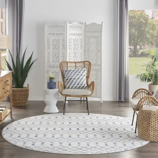 8' Ivory and Blue Geometric Round Rug Photo 6