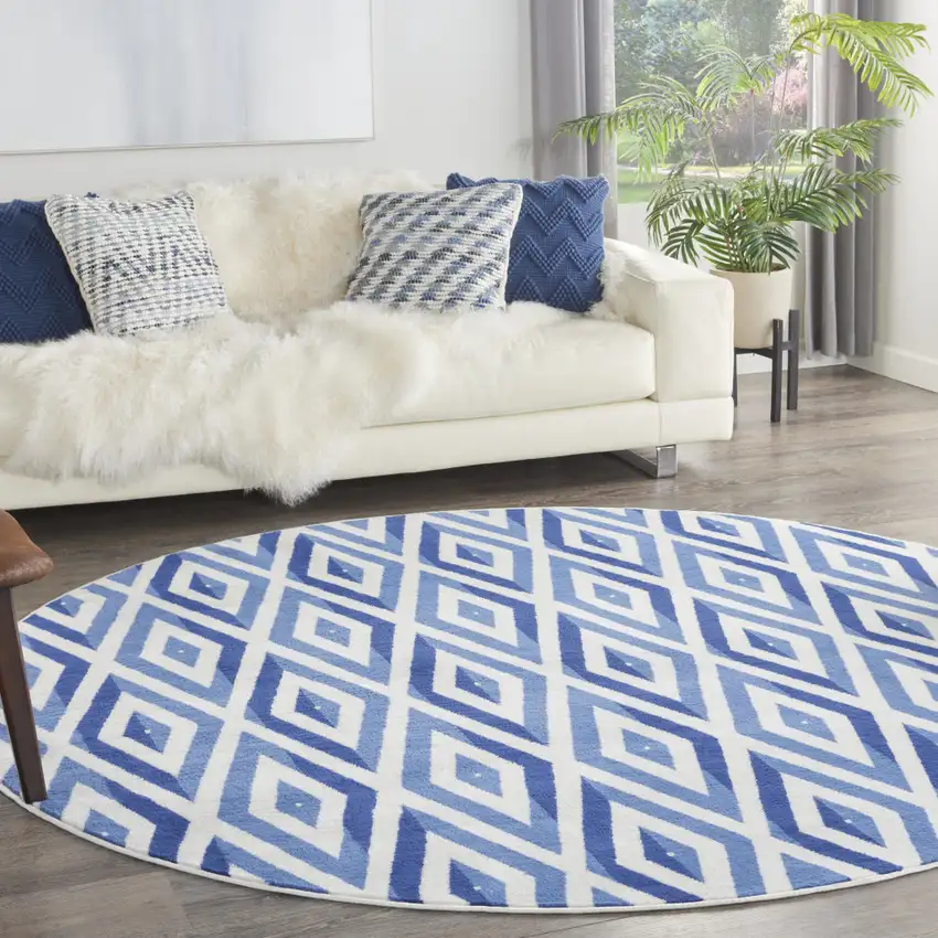 8' Ivory and Blue Geometric Round Rug Photo 5