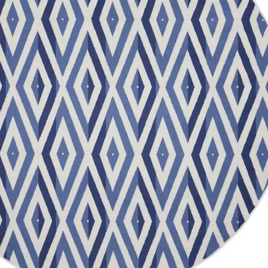 8' Ivory and Blue Geometric Round Rug Photo 4
