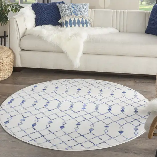 5' Ivory and Blue Geometric Round Rug Photo 5