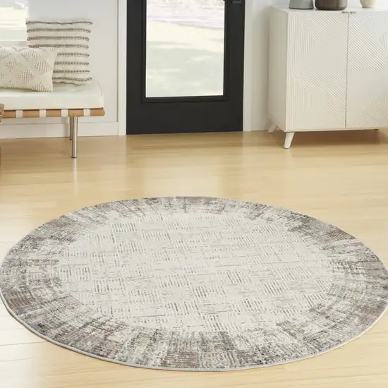 5' Ivory and Gray Abstract Round Rug Photo 9