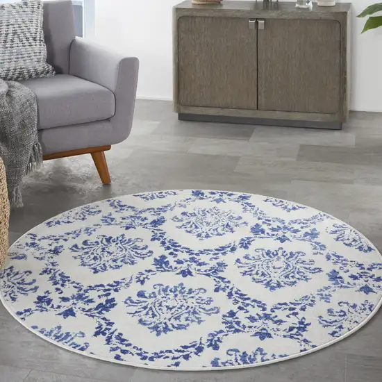 5' Ivory and Navy Blue Damask Distressed Round Rug Photo 5