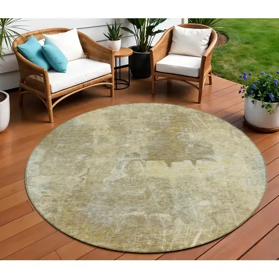 8' Khaki And Beige Round Abstract Washable Indoor Outdoor Area Rug Photo 1
