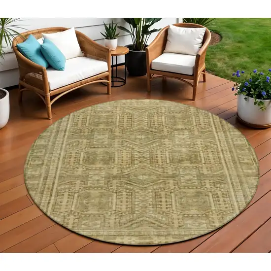 8' Khaki And Beige Round Geometric Washable Indoor Outdoor Area Rug Photo 2