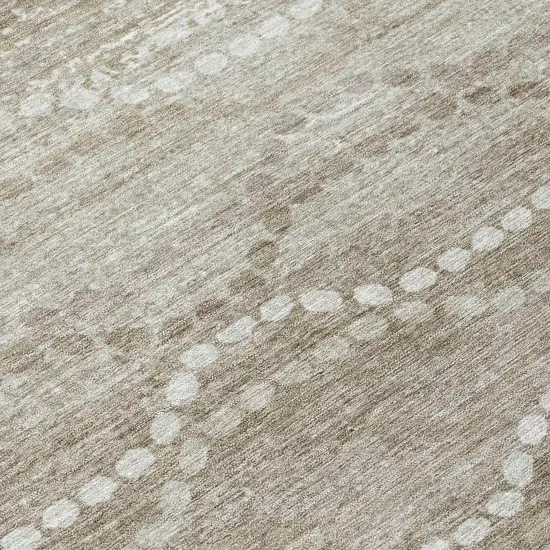 8' Khaki And Ivory Round Ogee Washable Indoor Outdoor Area Rug Photo 9