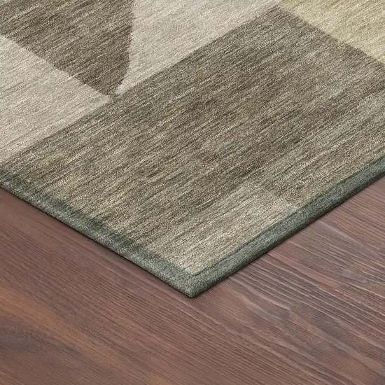 8' Khaki And Taupe Round Geometric Washable Indoor Outdoor Area Rug Photo 8