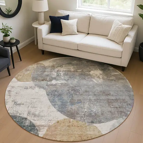 8' Khaki Gray And Ivory Round Geometric Washable Indoor Outdoor Area Rug Photo 4