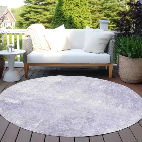 8' Lavender And Ivory Round Abstract Washable Indoor Outdoor Area Rug Photo 5