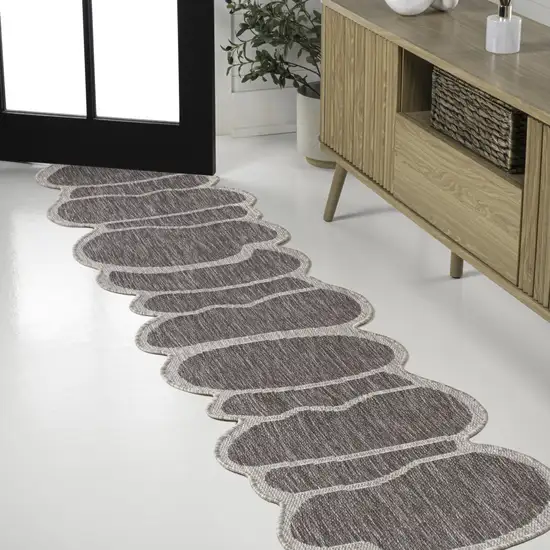 8' Light Brown And Beige Medallion Indoor Outdoor Runner Rug Photo 4