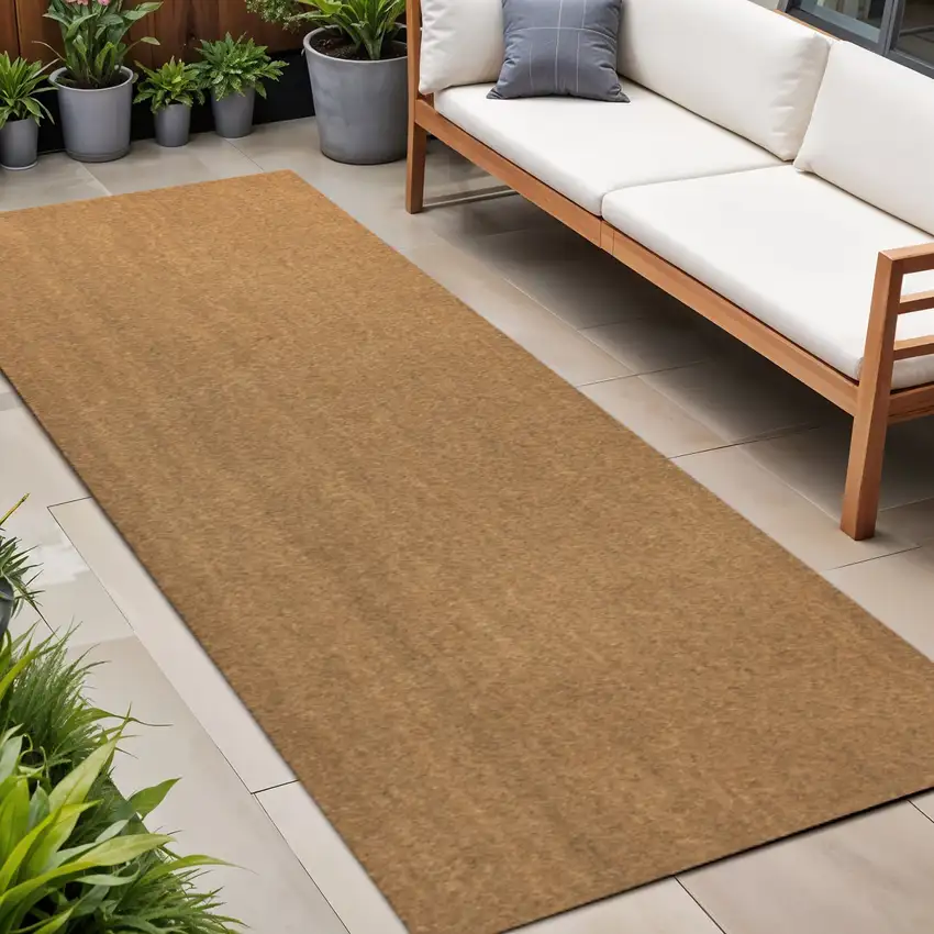 8' Light Brown Indoor Outdoor Runner Rug Photo 1