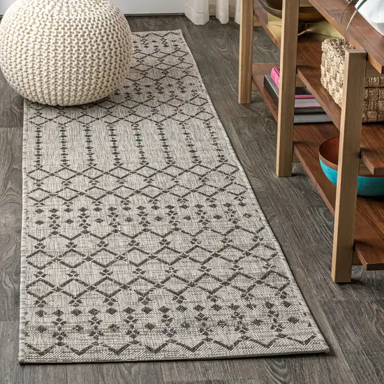 20' Light Gray And Black Trellis Indoor Outdoor Runner Rug Photo 4