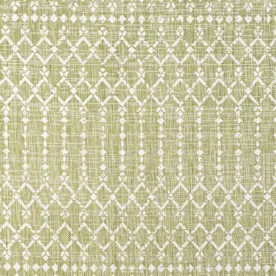 5' Light Green And Cream Round Trellis Indoor Outdoor Area Rug Photo 2