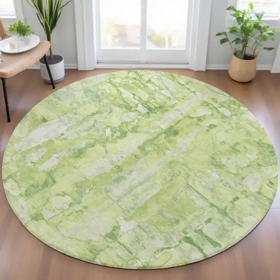 8' Lime Green And Ivory Round Abstract Washable Indoor Outdoor Area Rug Photo 7