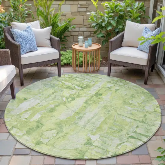 8' Lime Green And Ivory Round Abstract Washable Indoor Outdoor Area Rug Photo 6