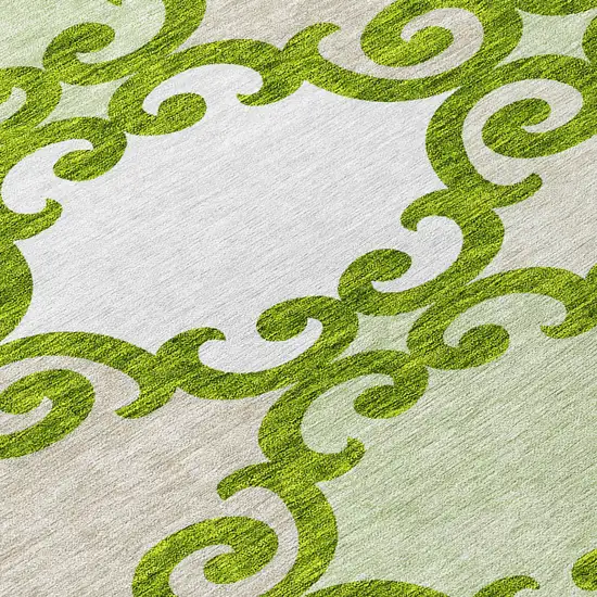 8' Lime Green And Ivory Round Trellis Washable Indoor Outdoor Area Rug Photo 8