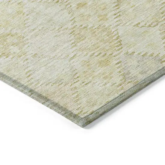 8' Linen And Gold Round Geometric Washable Indoor Outdoor Area Rug Photo 4