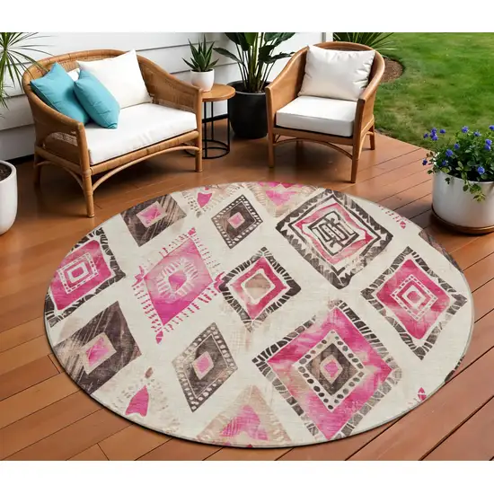 8' Linen And Pink Round Aztec Washable Indoor Outdoor Area Rug Photo 2