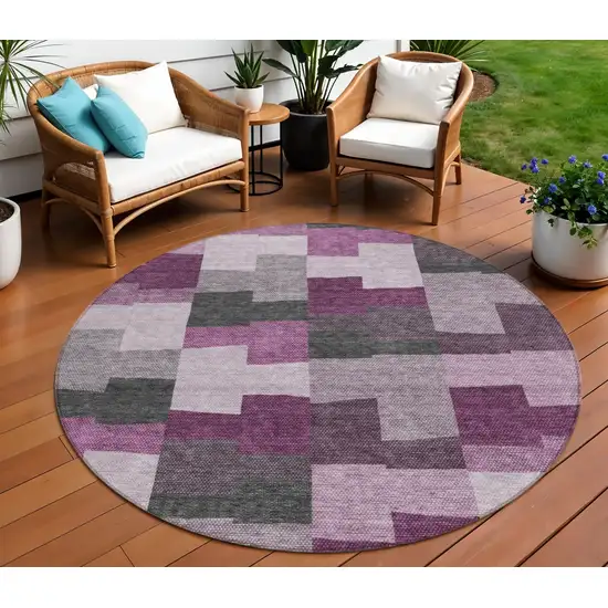 8' Merlot Mauve And Charcoal Round Geometric Washable Indoor Outdoor Area Rug Photo 1
