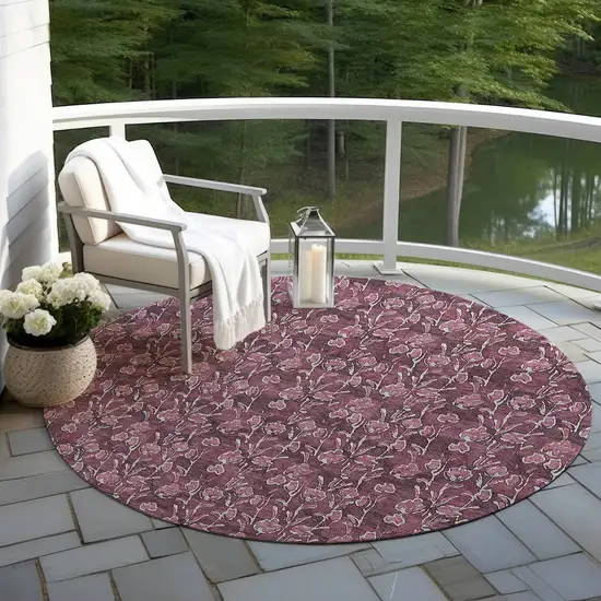 8' Merlot Mauve And Ivory Round Floral Washable Indoor Outdoor Area Rug Photo 6