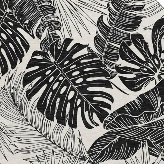 8' Midnight And Ivory Geometric Washable Round Rug With UV Protection Photo 5