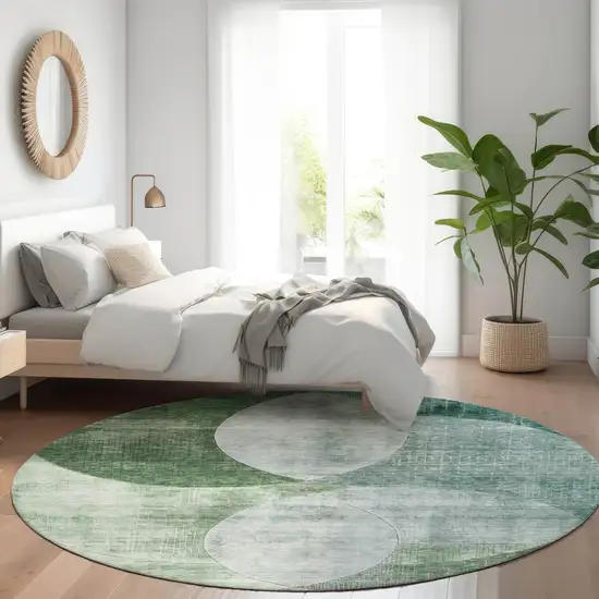 8' Mint Green And Fern Green Round Geometric Washable Indoor Outdoor Area Rug Photo 8