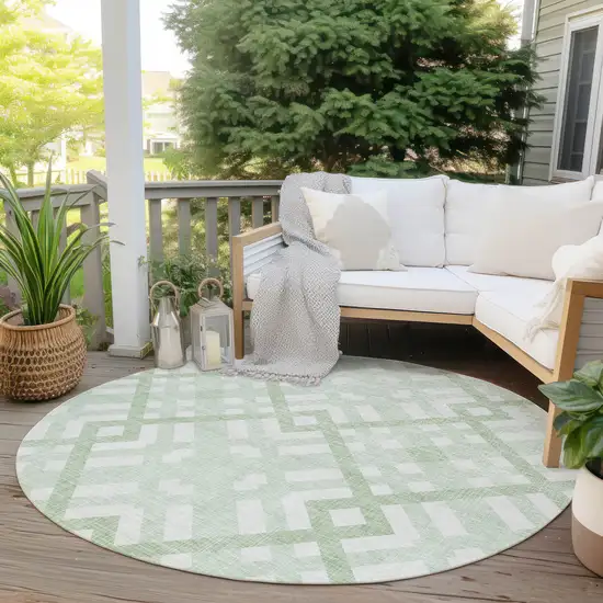 8' Mint Green And Ivory Round Geometric Washable Indoor Outdoor Area Rug Photo 5