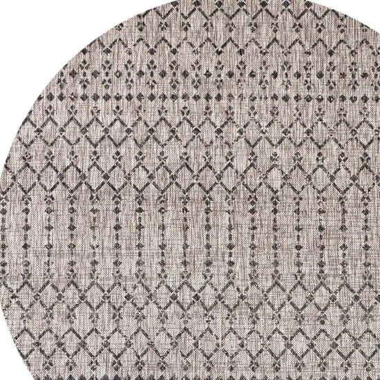 8' Natural And Black Round Trellis Indoor Outdoor Area Rug Photo 2