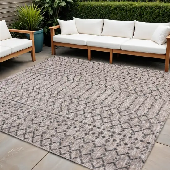 3' Natural And Black Square Trellis Indoor Outdoor Area Rug Photo 1
