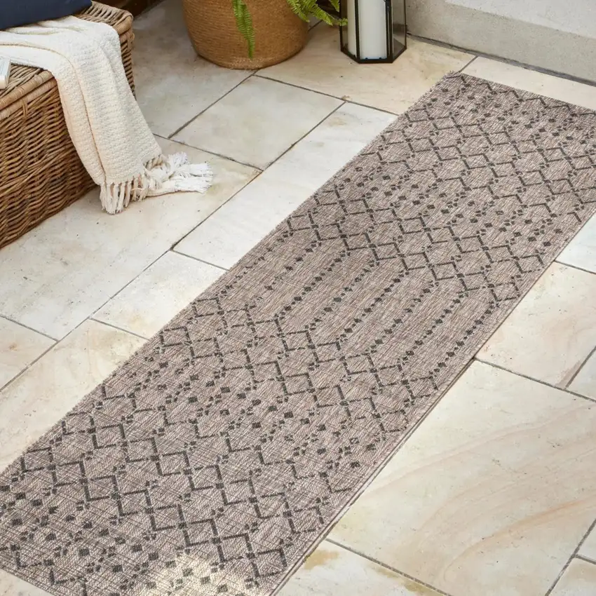 8' Natural And Black Trellis Indoor Outdoor Runner Rug Photo 5