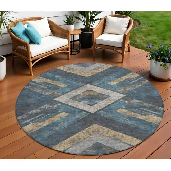 8' Navy Blue And Beige Round Geometric Washable Indoor Outdoor Area Rug Photo 2