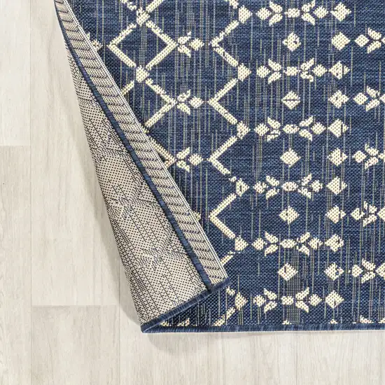 8' Navy Blue And Beige Trellis Indoor Outdoor Runner Rug Photo 5