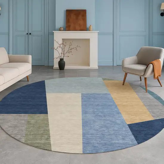 8' Navy Blue And Blue Round Geometric Washable Indoor Outdoor Area Rug Photo 4