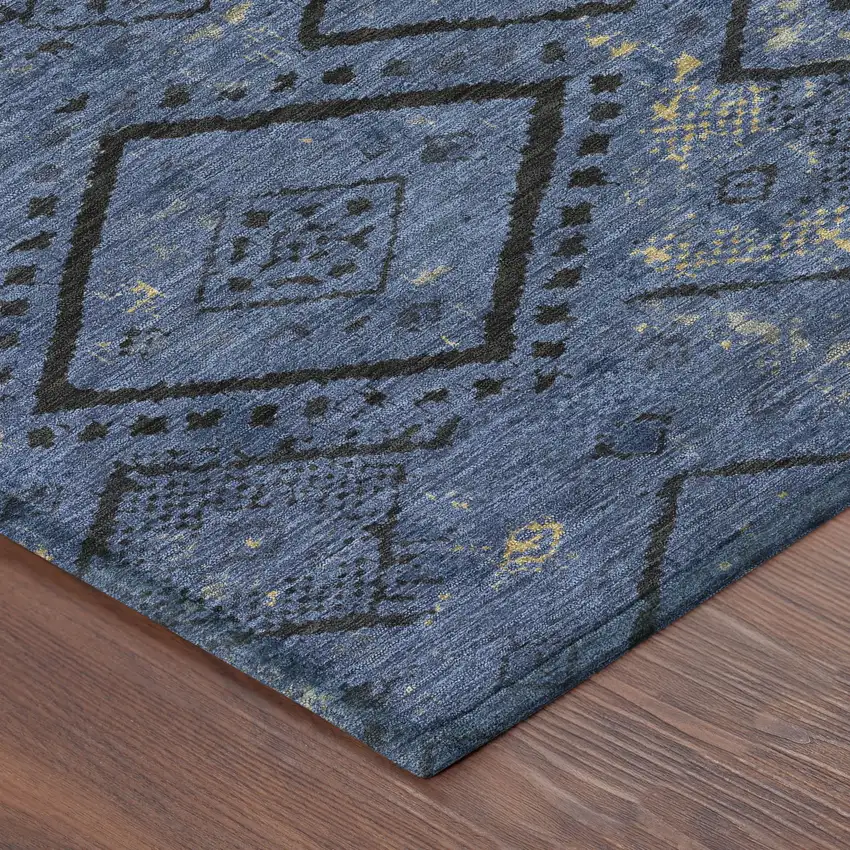 8' Navy Blue And Blue Round Geometric Washable Indoor Outdoor Area Rug Photo 6