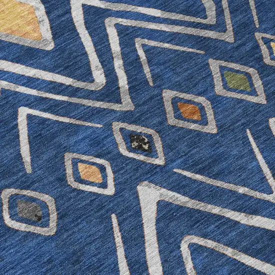 8' Navy Blue And Blue Round Geometric Washable Indoor Outdoor Area Rug Photo 6