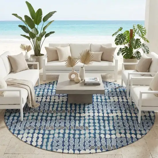 8' Navy Blue And Blue Round Geometric Washable Indoor Outdoor Area Rug Photo 1