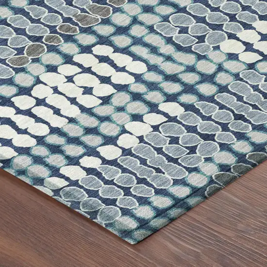 8' Navy Blue And Blue Round Geometric Washable Indoor Outdoor Area Rug Photo 3