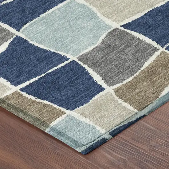 8' Navy Blue And Blue Round Geometric Washable Indoor Outdoor Area Rug Photo 4