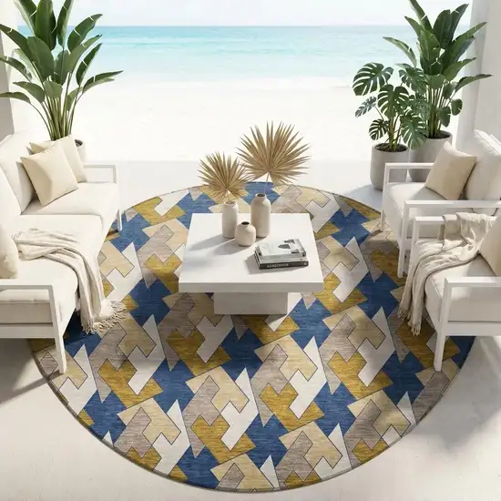 8' Navy Blue And Blue Round Geometric Washable Indoor Outdoor Area Rug Photo 1