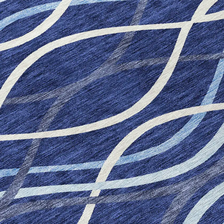8' Navy Blue And Denim Blue Round Abstract Washable Indoor Outdoor Area Rug Photo 9