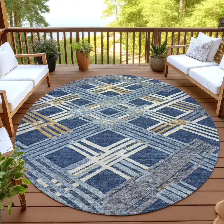 8' Navy Blue And Denim Blue Round Geometric Washable Indoor Outdoor Area Rug Photo 4