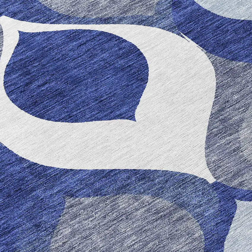 8' Navy Blue And Denim Blue Round Ogee Washable Indoor Outdoor Area Rug Photo 4