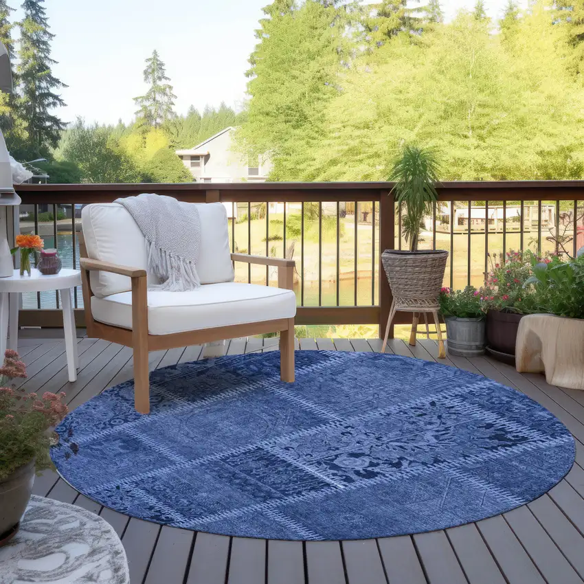 8' Navy Blue And Denim Blue Round Patchwork Washable Indoor Outdoor Area Rug Photo 5