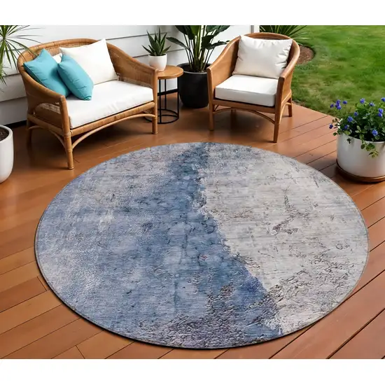 8' Navy Blue And Gray Round Abstract Washable Indoor Outdoor Area Rug Photo 1