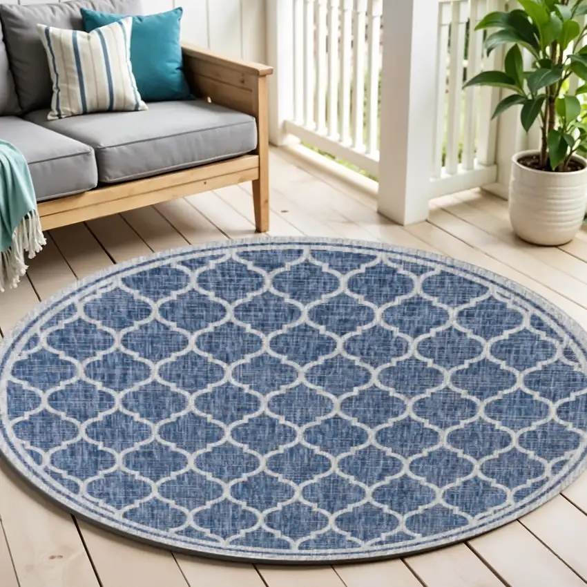 6' Navy Blue And Gray Round Geometric Indoor Outdoor Area Rug Photo 1
