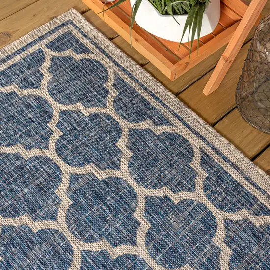 8' Navy Blue And Gray Round Geometric Indoor Outdoor Area Rug Photo 7