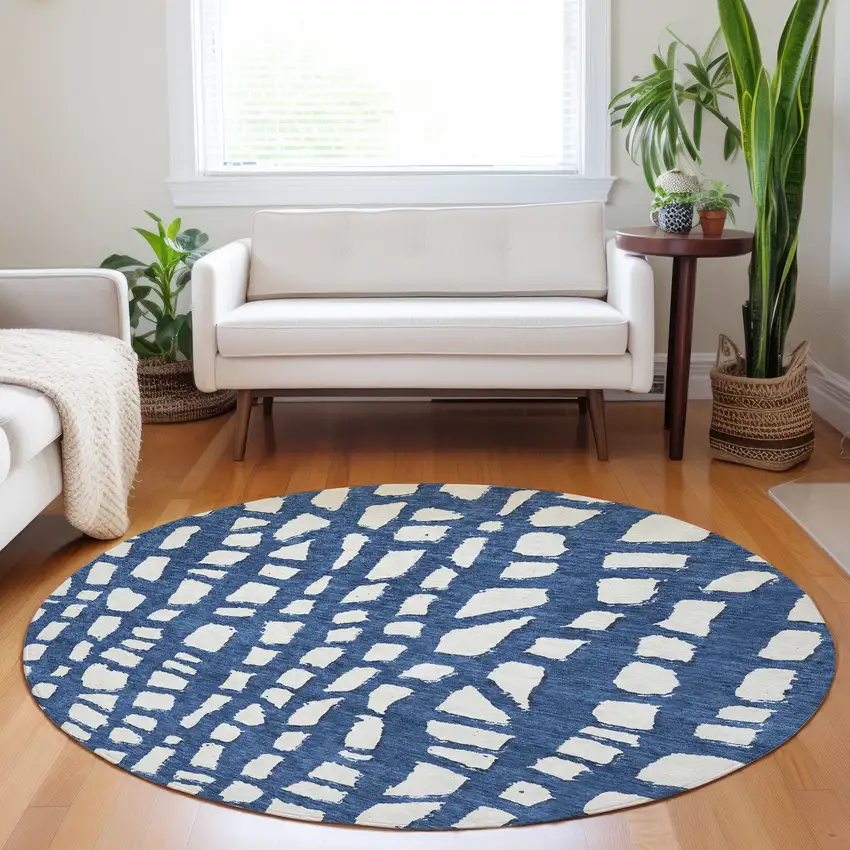 8' Navy Blue And Ivory Cobblestone Washable Round Rug With UV Protection Photo 5