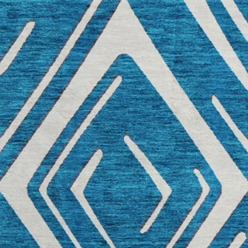 8' Navy Blue And Ivory Geometric Washable Round Rug With UV Protection Photo 5