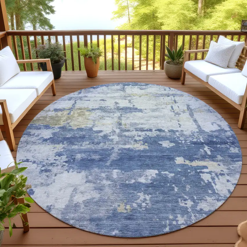 8' Navy Blue And Ivory Round Abstract Washable Indoor Outdoor Area Rug Photo 4